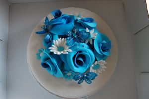 Bánh kem hoa hồng – chiếc bánh kem đặc biệt của tình yêu