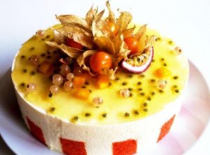 Bánh kem sinh nhật giá rẻ - cứu tinh của sinh viên