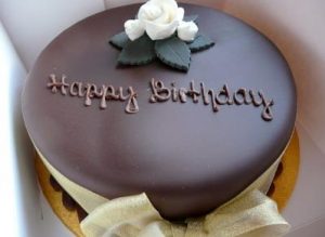 Thế nào là bánh sinh nhật cao cấp