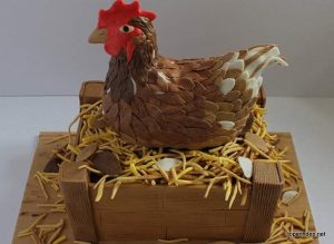 Bánh sinh nhật con gà - bánh của niềm vui và may mắn