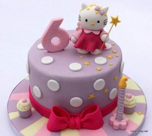 Bánh sinh nhật kitty và những điều thú vị bạn chưa biết !