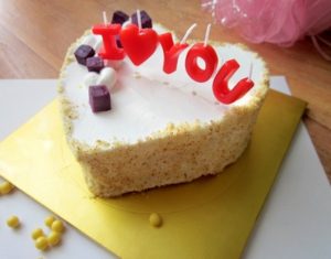 Bánh sinh nhật hình trái tim