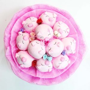 Người tuổi hợi và những chiếc bánh sinh nhật hình con heo