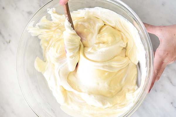 Cách làm 7 loại kem bánh đơn giản tuyệt ngon 4 Cách làm 7 loại kem bánh đơn giản tuyệt ngon