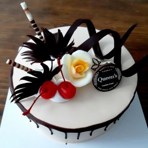 Học làm bánh kem tại nhà cần chuẩn bị những gì?