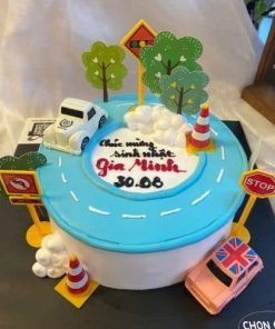 Bánh kem xe đồ chơi cho bé trai