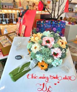 Bánh sinh nhật bắt hoa kem 13