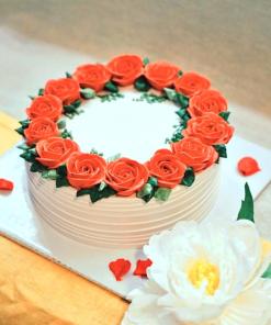 Bánh sinh nhật bắt hoa kem 30