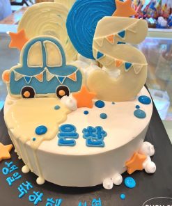 Bánh kem dành cho bé gái 2025031