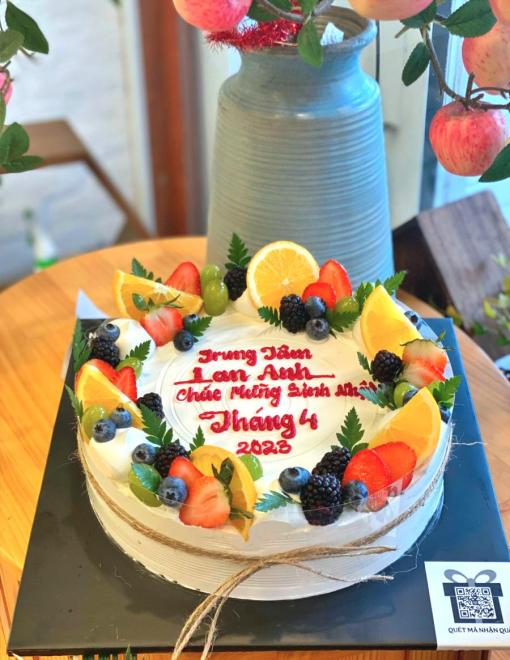 Bánh sinh nhật Công Ty DN010