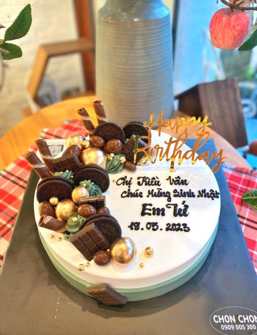 Bánh sinh nhật Công Ty DN012